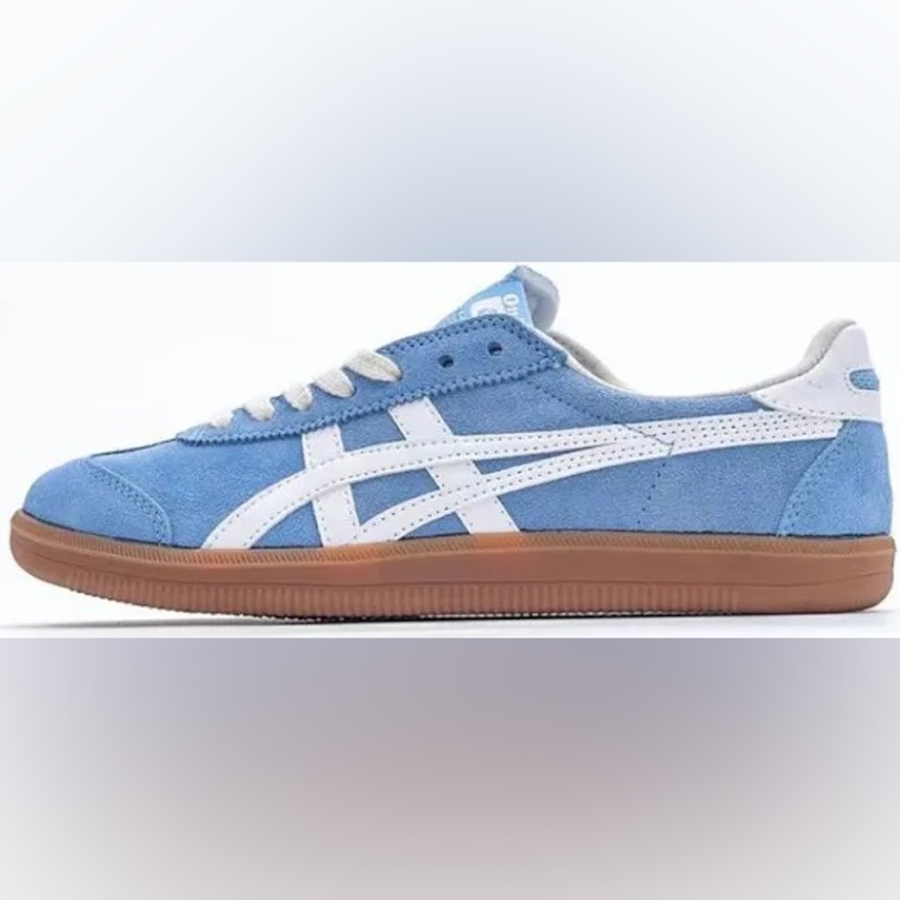 Mens Onitsuka Tiger
Tokuten "Blue/White/Gum" sneakers 10 NWT